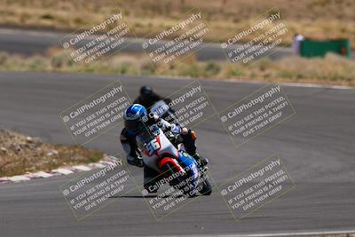 media/Apr-19-2025-AHRMA (Sat) [[3d98ca3309]]/Race/Group 3/turn 4/